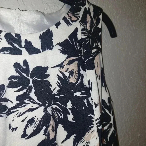 AB Studio Black White Floral Print Fit-and-Flare Dress Pockets Size 8 - Picture 5 of 9